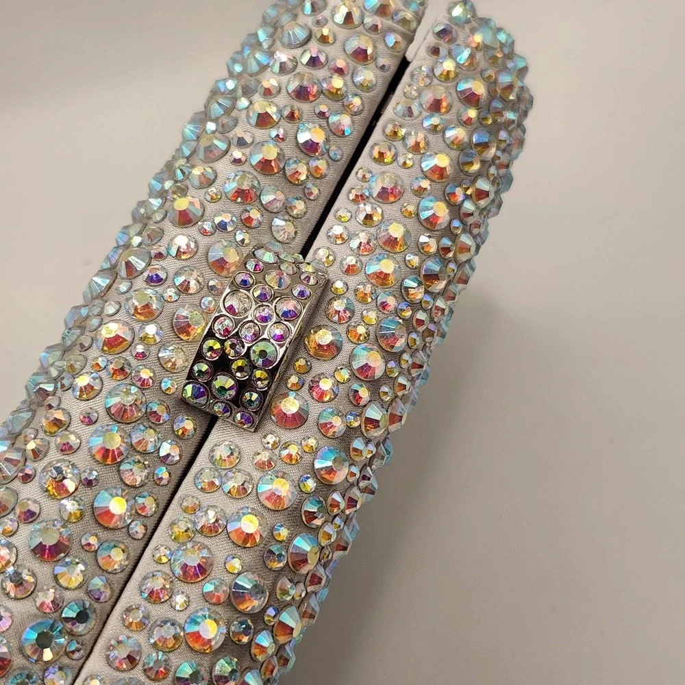New Olga Berg Casey Iridescent Crystal Hardcase Clutch Shimmering Fancy Purse B